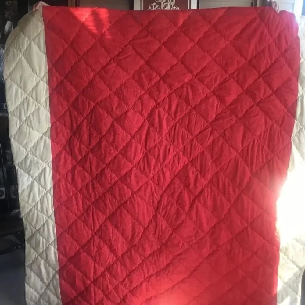 NWT Hand Crafted “Country Home” Christmas Large  Quilt